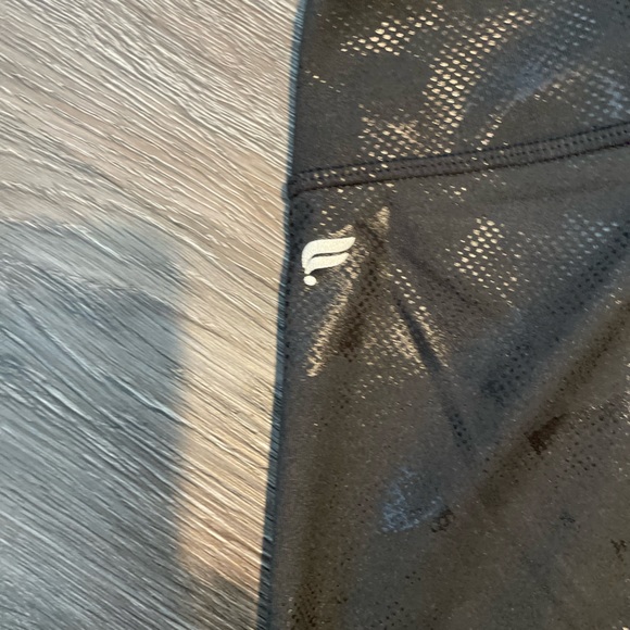Fabletics leggings - Picture 2 of 8